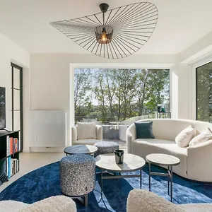 The Waves-luxurious 3bedroom App W Big Terrace & Garage Appartement