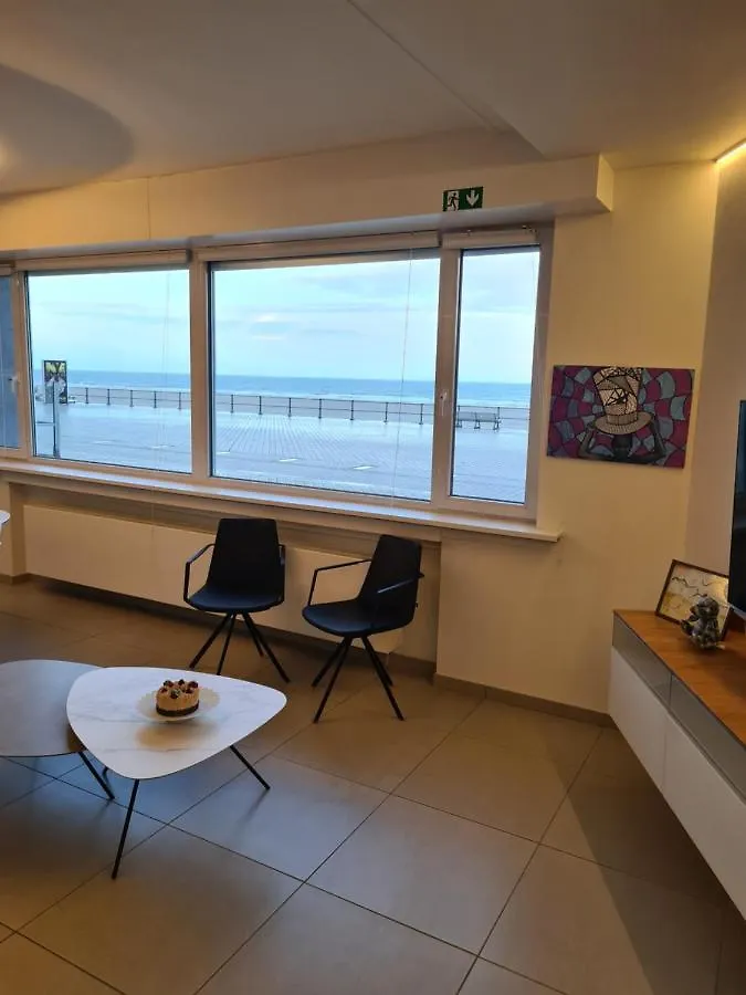 frontaal gelijkvloers seaview 80m² 2 slp Appartement Oostende België
