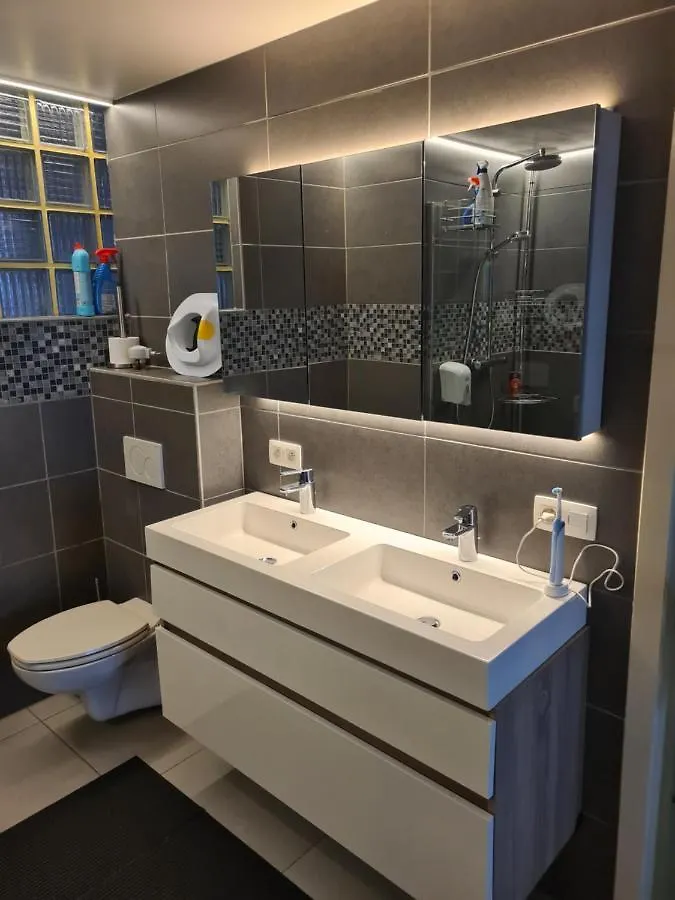 frontaal gelijkvloers seaview 80m² 2 slp Appartement Oostende België